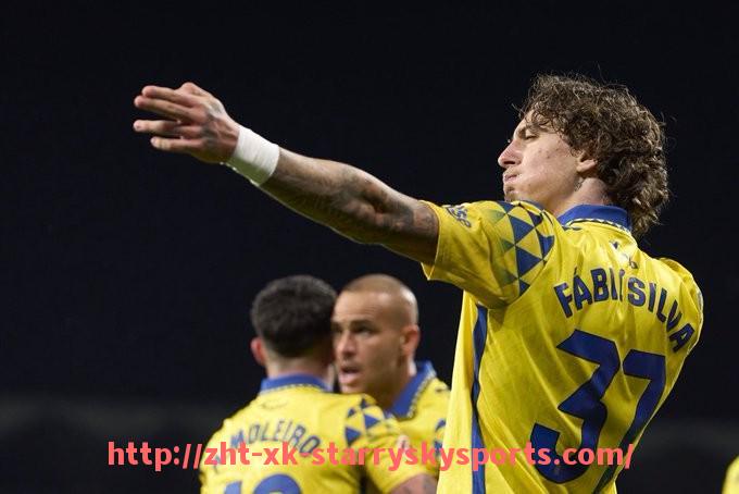 星空体育-意甲足球俱乐部背后的利益关系网与政治因素